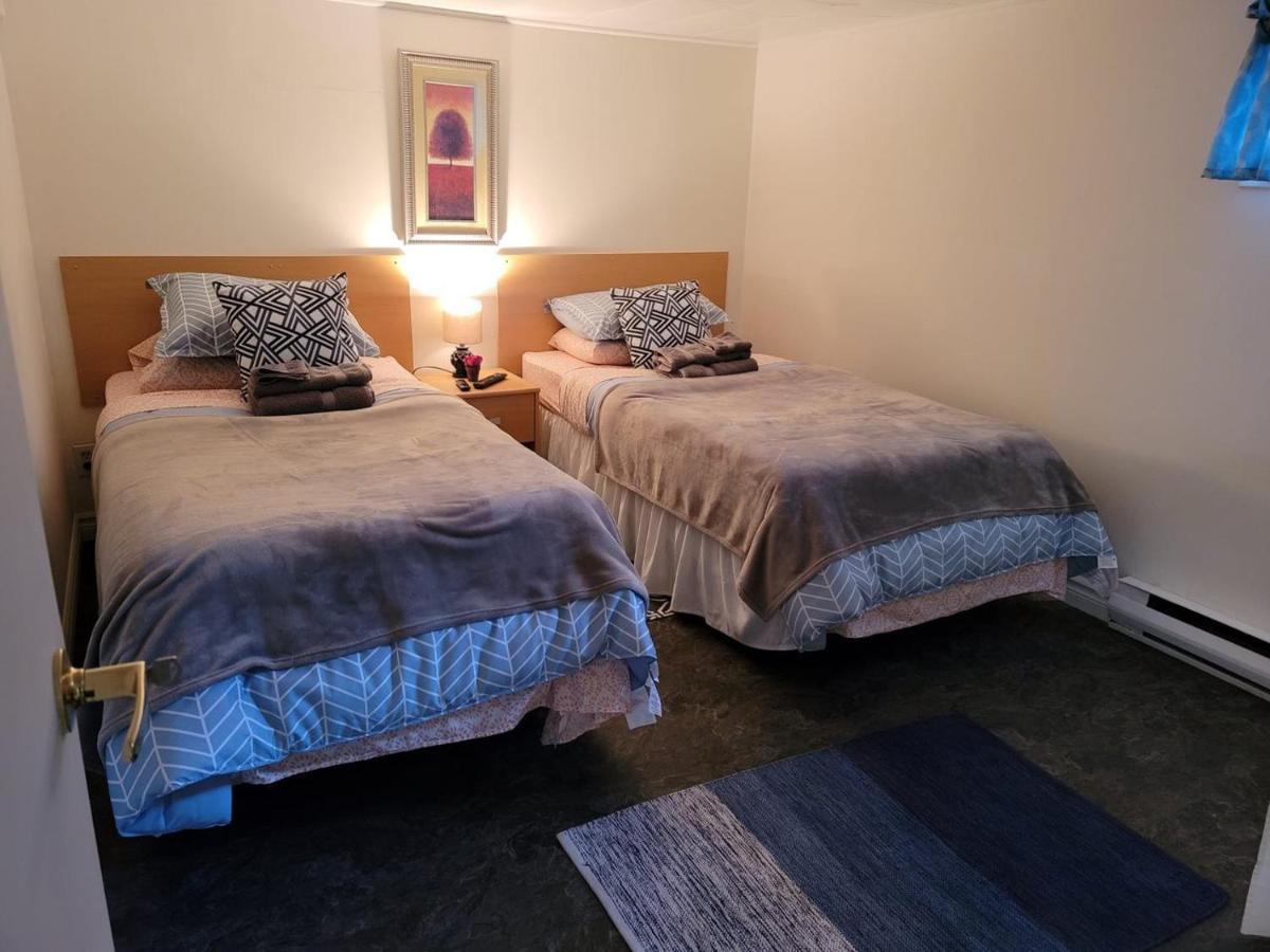 Lower Level Apt 6Ft High Close To Hwy Netflix Wifi Apartment Edmundston Exterior foto